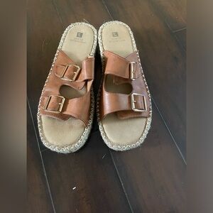 white mountain platform sandals